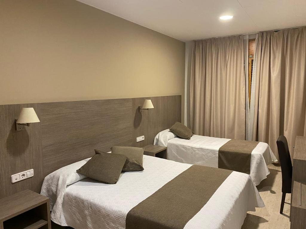 Ca La Maria Hotel Tordera Ngoại thất bức ảnh